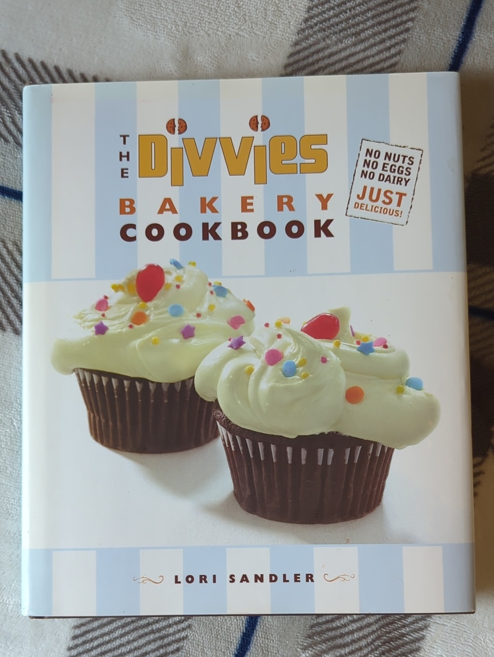 The Divvies Bakery Cookbook – By Lori Sandler